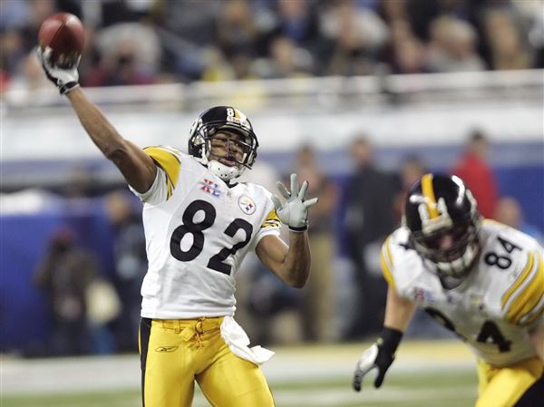 Pittsburgh Steelers wide receiver Antwaan Randle El (82) before the NFL  football game between the Pittsburgh Steelers and the Baltimore Ravens,  Sunday, Oct. 3, 2010 in Pittsburgh. (AP Photo/Keith Srakocic Stock Photo -  Alamy