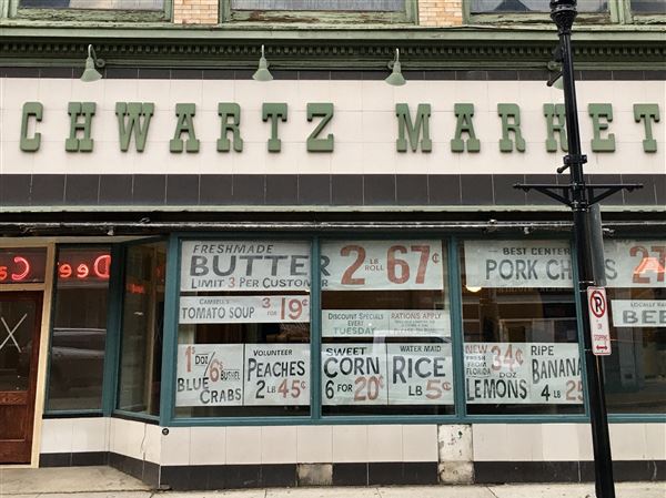 A New Rockford Peaches TV Series Is Filming In Pittsburgh