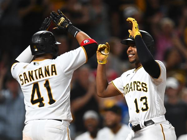 Santana, McCutchen spark Pirates victory