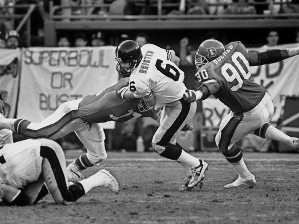 Ramsey's countdown of greatest Broncos: No. 10 Karl Mecklenburg, Sports