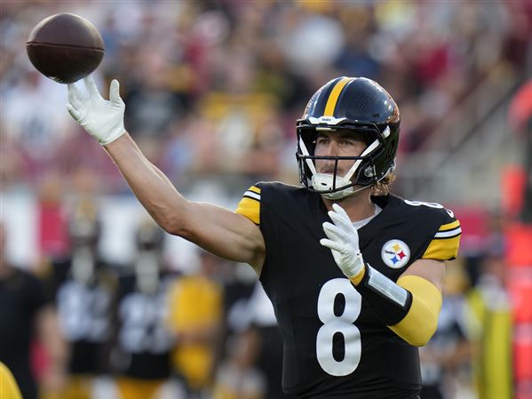 It's Kenny Pickett time': Steelers face QB quandary after
