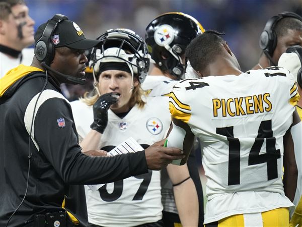 Mike Tomlin Calls Out Pittsburgh Steelers Defense - Sports Illustrated  Pittsburgh Steelers News, Analysis and More