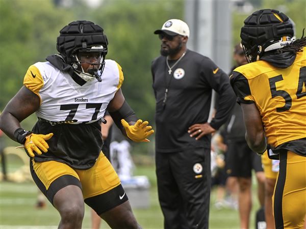 PHOTOS: Steelers Camp - August 9