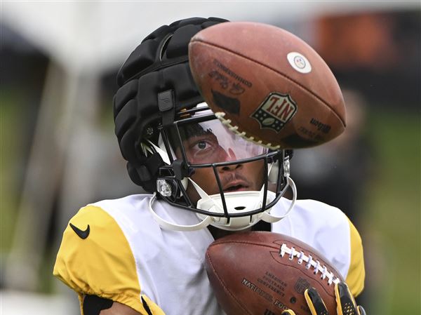 Steelers camp: Rookie WRs George Pickens, Calvin Austin III