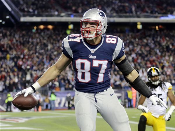 Can Steelers stop Rob Gronkowski?