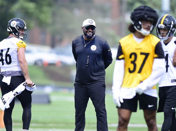 Mike Tomlin brings 'competitive atmosphere' to 1st padded practice at  Steelers' training camp