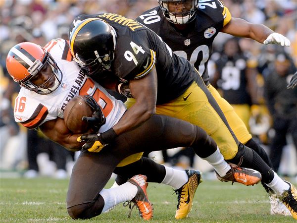 Pittsburgh Steelers linebacker Lawrence Timmons (94) tackles