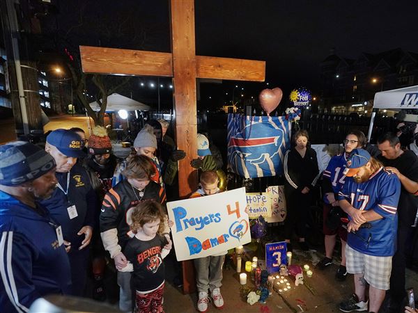 Vigil at the UC Medical Center for Damar Hamlin