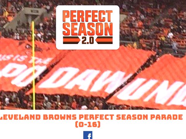 Cleveland Browns fans celebrate perfect 0-16 season with mock victory  parade 