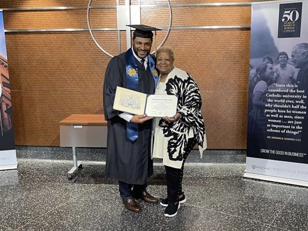 Jerome Bettis on LinkedIn: Cannot believe my daughter graduated from high  school yesterday!! Your mom…