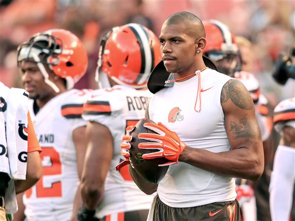 Terrelle Pryor Is Turning Heads at Browns Camp After Switch