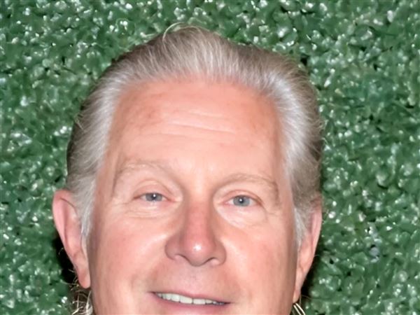 Mark Sauer was the CEO and President of the Pittsburgh Pirates from 1991 to 1996. He died on May 22 in Delray Beach, Fla.