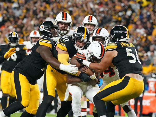 Steelers get defensive. The Browns lose Nick Chubb, and then the game.  Plus, the Champions League is back! 